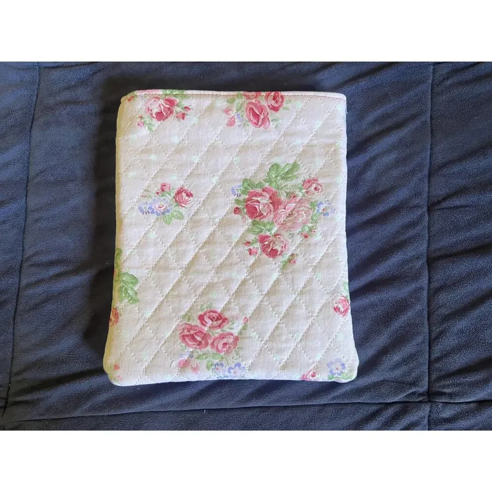 NWOT Handmade Quilted Kindle Paperwhite Pouch, Dual Pockets, Button Closure